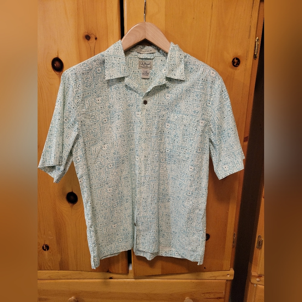 L.L. Bean Men's Short Sleeve Shirt Size Medium